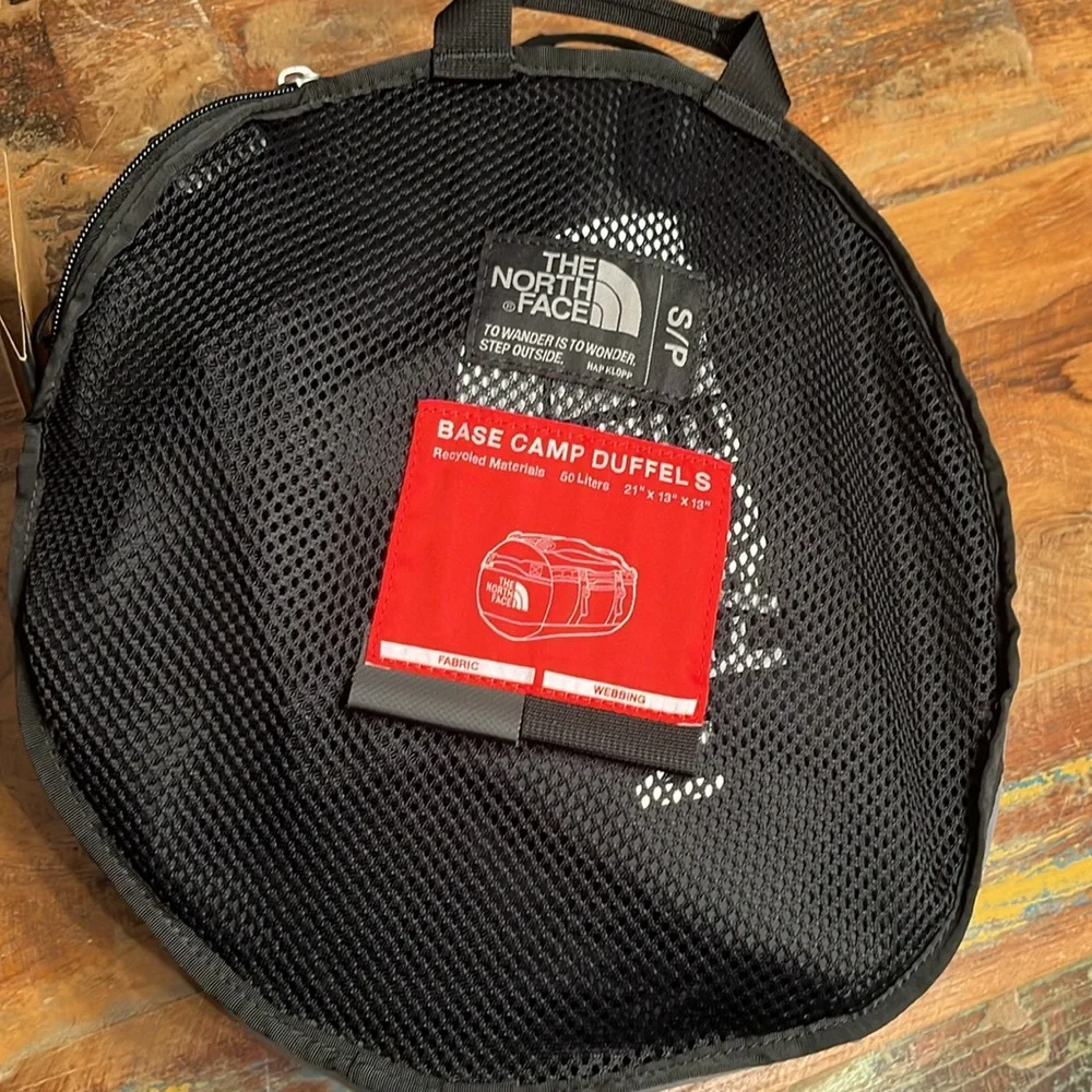 NWT North Face Base Camp Duffel